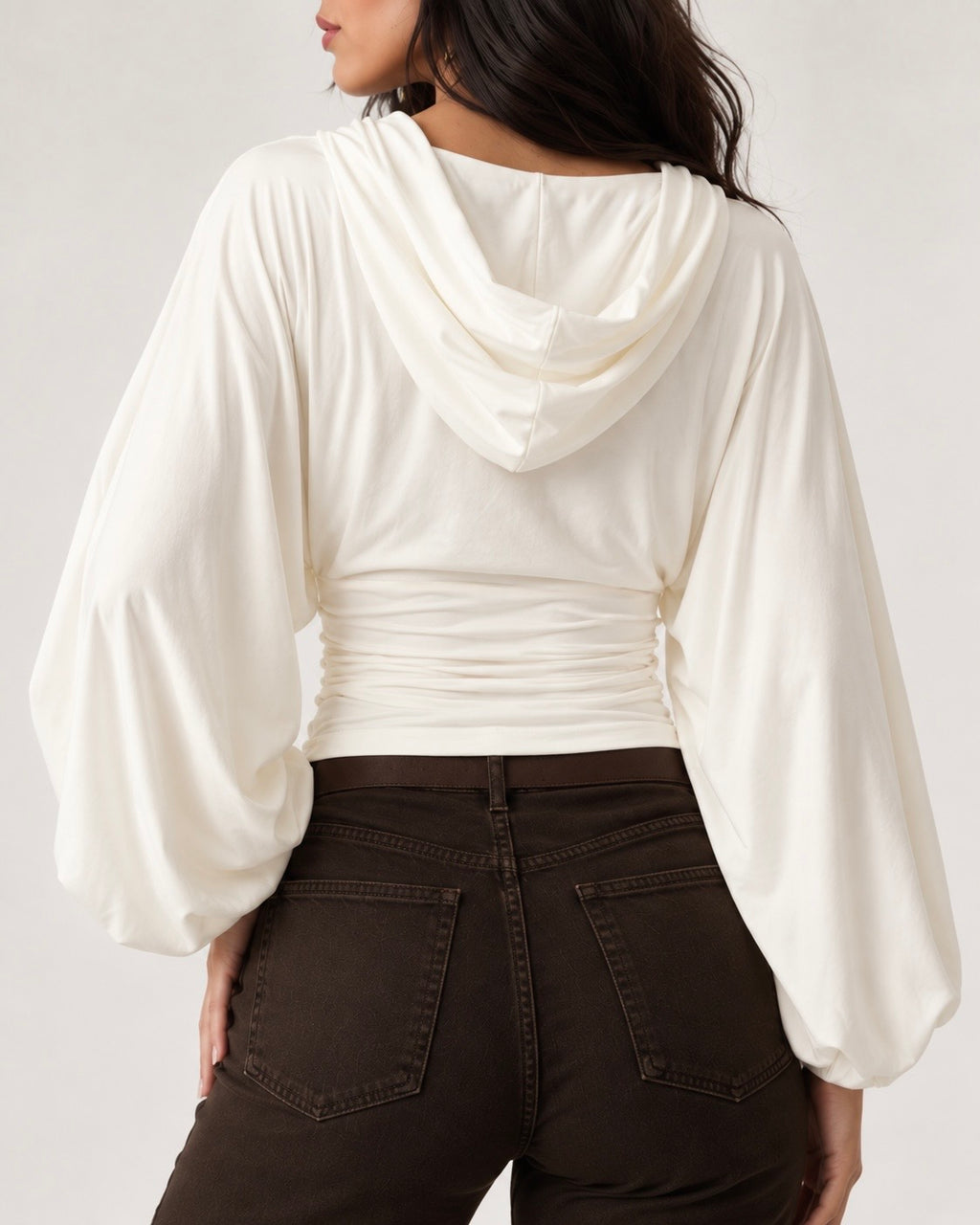 DRAPE / 01
 White